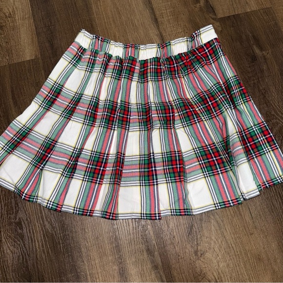 NWOT American Eagle Outfitters Plaid Skater School Girl Style Mini Skirt - Picture 6 of 9